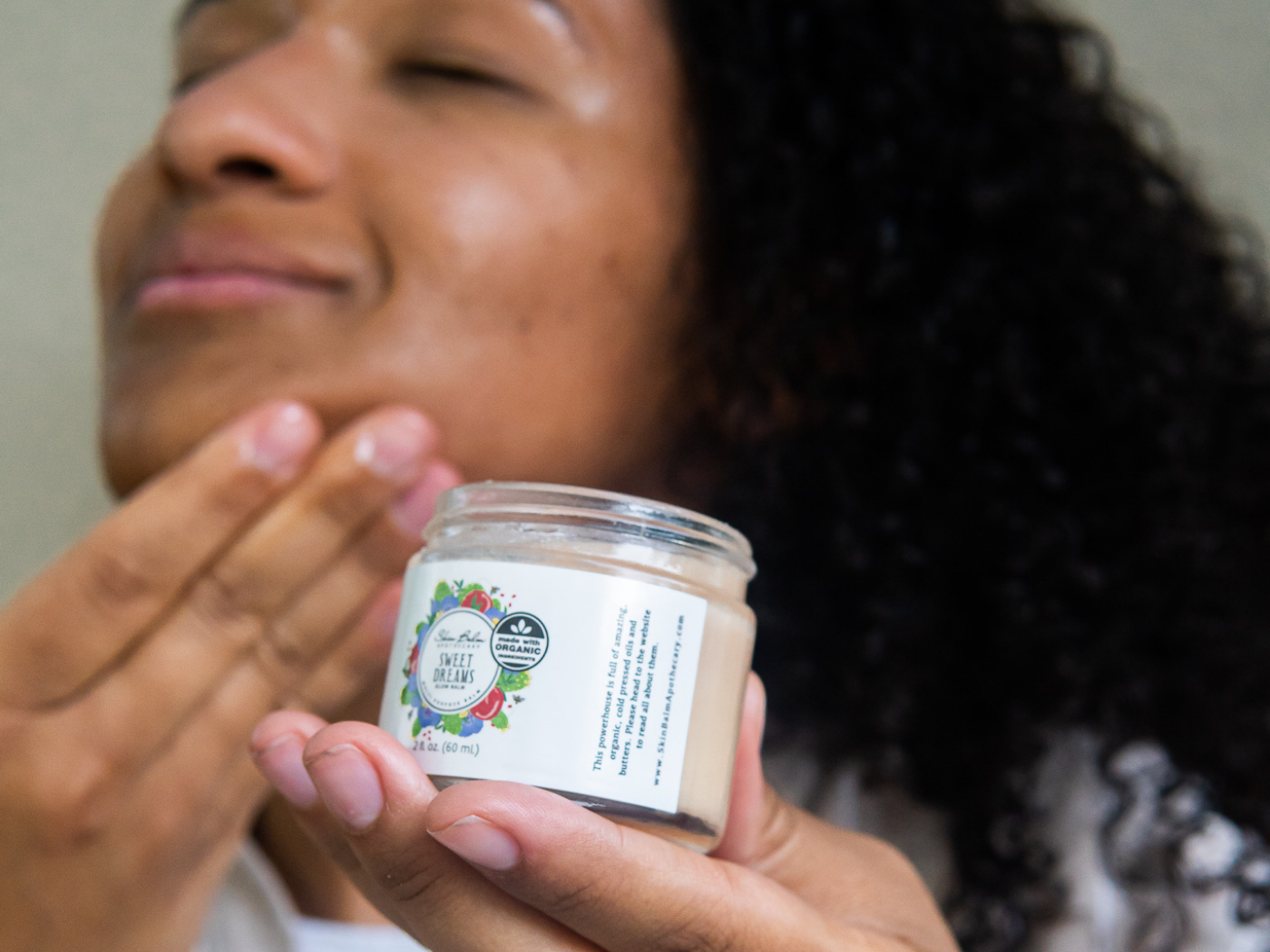 Slugging: Is It Right for Your Skin?